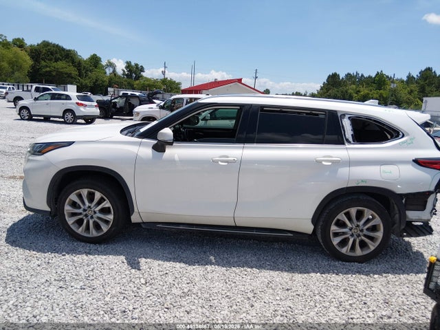 Toyota Highlander Limited 2021 5TDYZRAH5MS055953 Image 15