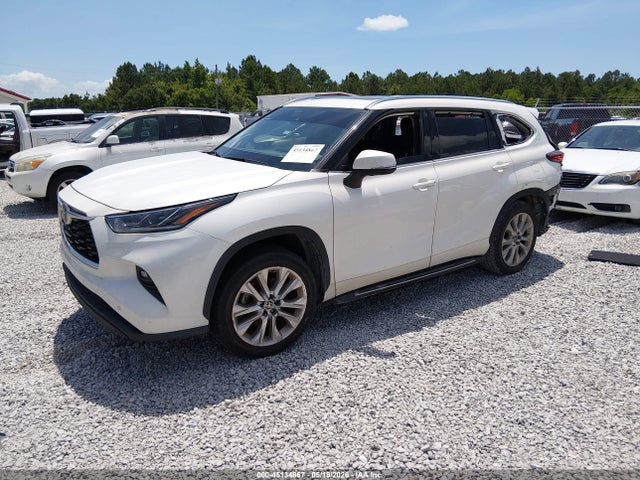 Toyota Highlander Limited 2021 5TDYZRAH5MS055953 Image 2