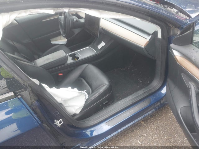 Продаж на аукціоні авто 2023 Tesla Model 3 Rear-wheel Drive, vin: 5YJ3E1EA2PF672871, номер лоту: 45134882
