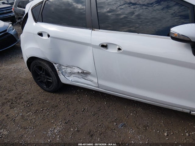 Продаж на аукціоні авто 2018 Ford Fiesta Se, vin: 3FADP4EJ0JM104112, номер лоту: 45134892