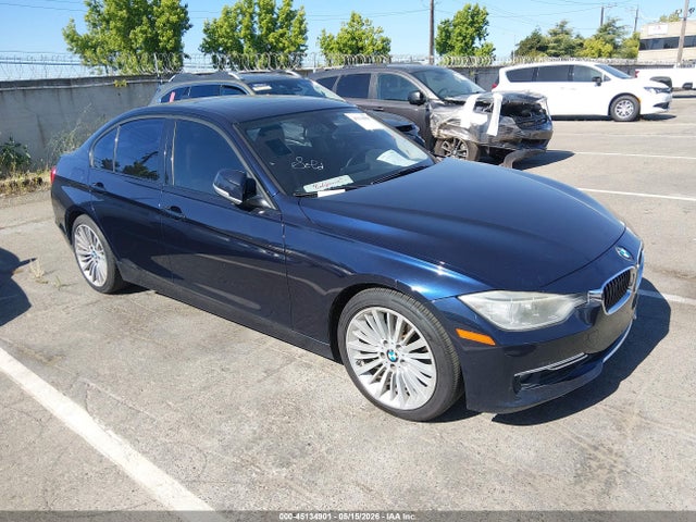45134901 :رقم المزاد ، WBA3C1C56DF444470 vin ، 2013 Bmw 328i مزاد بيع