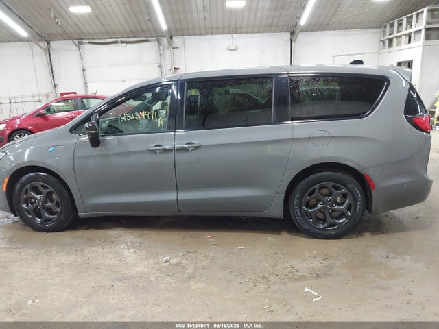 2023 Chrysler Pacifica Hybrid Limited მანქანა იყიდება აუქციონზე, vin: 2C4RC1S75PR547358, აუქციონის ნომერი: 45134971