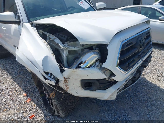 5TFCZ5AN8HX104104 Toyota Tacoma Sr5 V6