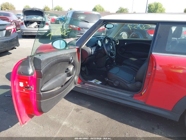 Продажа на аукционе авто 2013 Mini Hardtop Cooper, vin: WMWSU3C53DT546301, номер лота: 45135057
