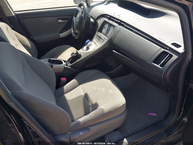 45135074 :رقم المزاد ، JTDKN3DU2D5688939 vin ، 2013 Toyota Prius Three مزاد بيع