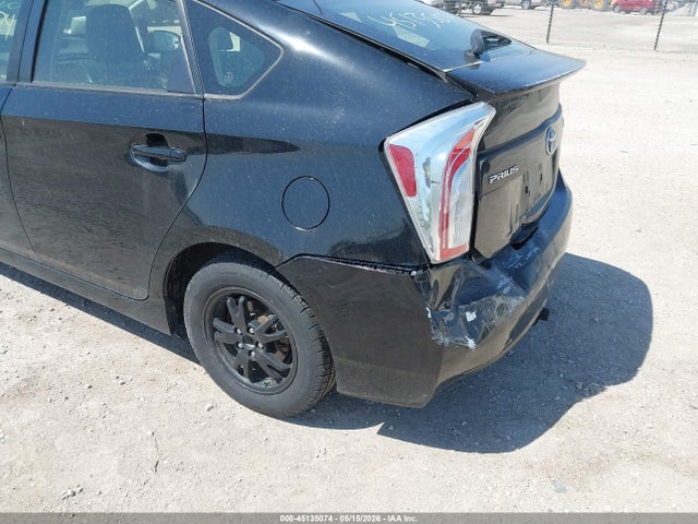 45135074 :رقم المزاد ، JTDKN3DU2D5688939 vin ، 2013 Toyota Prius Three مزاد بيع