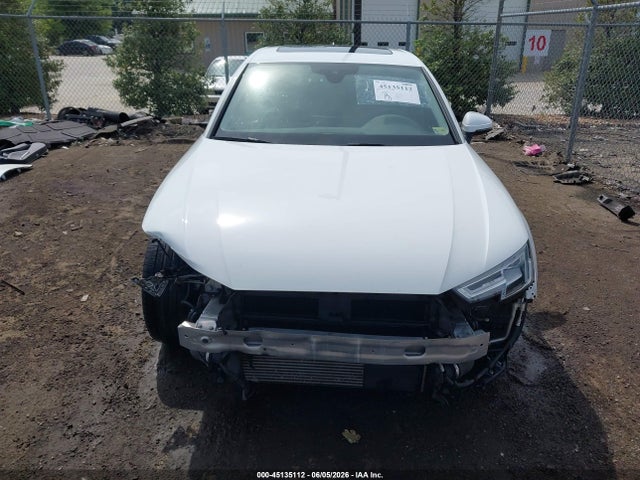 Продажа на аукционе авто 2017 Audi A4 2.0t Premium, vin: WAUENAF4XHN024390, номер лота: 45135112