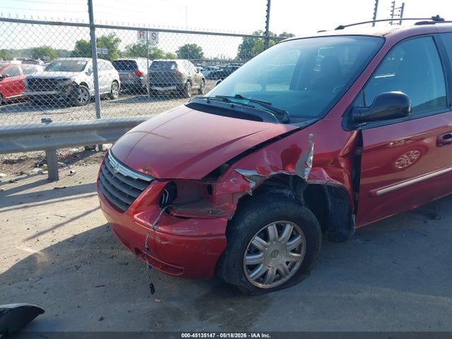 Продажа на аукционе авто 2005 Chrysler Town & Country Touring, vin: 2C8GP54L55R535400, номер лота: 45135147