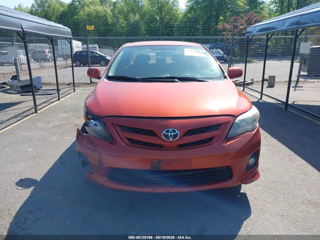 45135166 :رقم المزاد ، 2T1BU4EE8DC068681 vin ، 2013 Toyota Corolla S Special Edition مزاد بيع