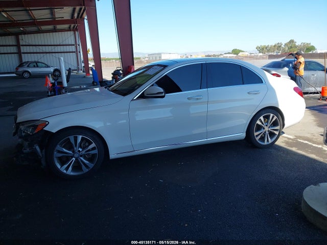 55SWF4JBXHU179532 Mercedes-Benz C 300