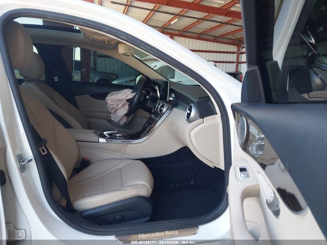 55SWF4JBXHU179532 Mercedes-Benz C 300