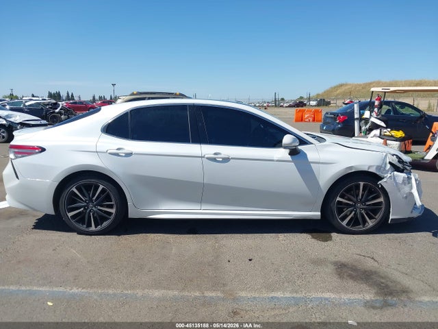4T1B61HK9JU038884 Toyota CAMRY XSE