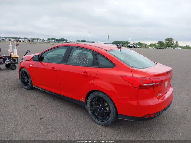 Ford FOCUS SE 2016 1FADP3FE6GL211428 Image 3