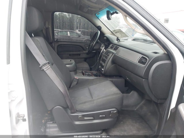 45135200 :رقم المزاد ، 1GNLC2E08ER205889 vin ، 2014 Chevrolet Tahoe Commercial Fleet مزاد بيع