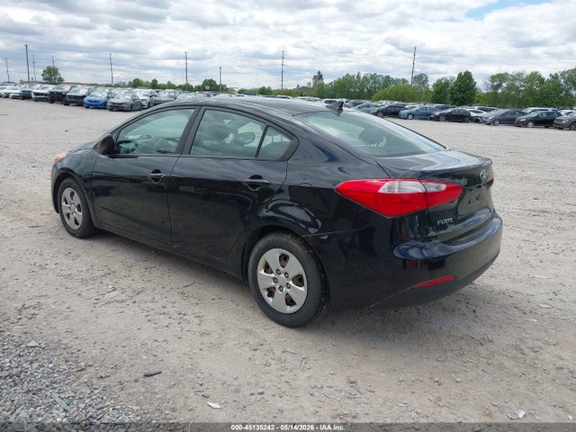 45135242 :رقم المزاد ، KNAFK4A6XG5575327 vin ، 2016 Kia Forte Lx مزاد بيع