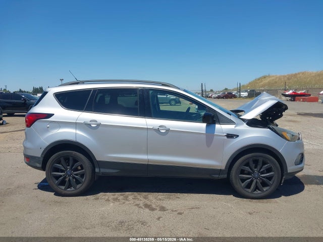 45135259 :رقم المزاد ، 1FMCU0GD1KUB06927 vin ، 2019 Ford Escape Se مزاد بيع