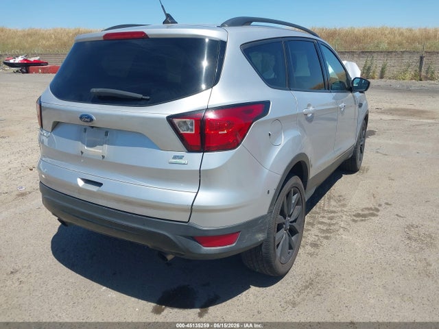 45135259 :رقم المزاد ، 1FMCU0GD1KUB06927 vin ، 2019 Ford Escape Se مزاد بيع