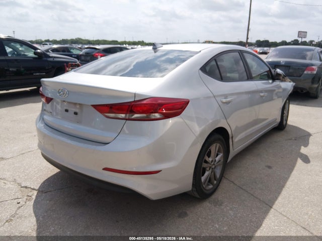 45135295 :رقم المزاد ، 5NPD84LF4HH015214 vin ، 2017 Hyundai Elantra Se مزاد بيع