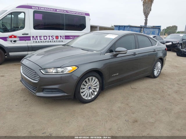 45135334 :رقم المزاد ، 3FA6P0LU1FR281180 vin ، 2015 Ford Fusion Hybrid Se مزاد بيع
