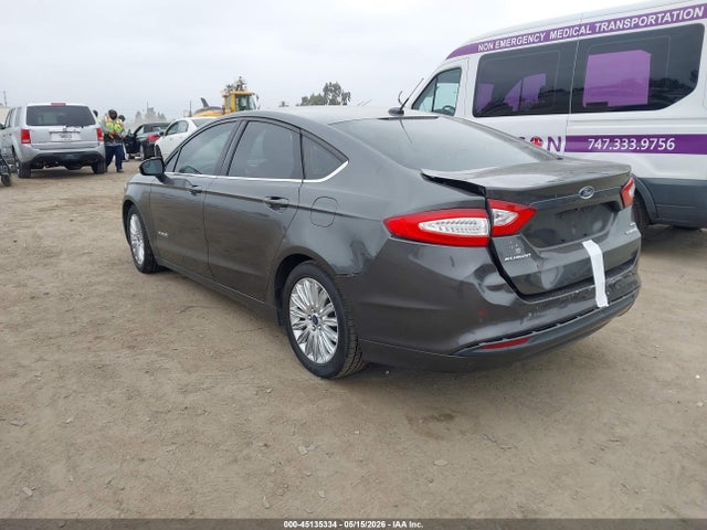 45135334 :رقم المزاد ، 3FA6P0LU1FR281180 vin ، 2015 Ford Fusion Hybrid Se مزاد بيع