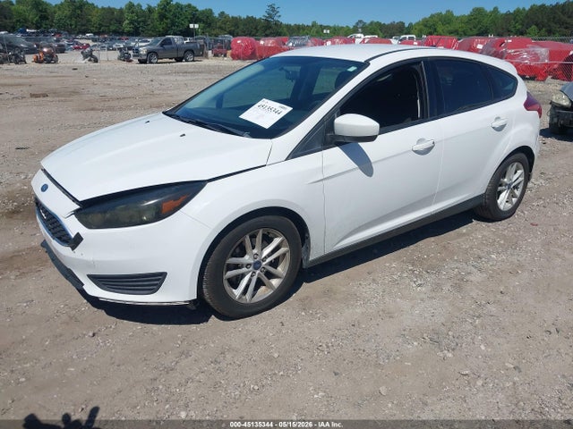 1FADP3K22JL272407 Ford FOCUS SE