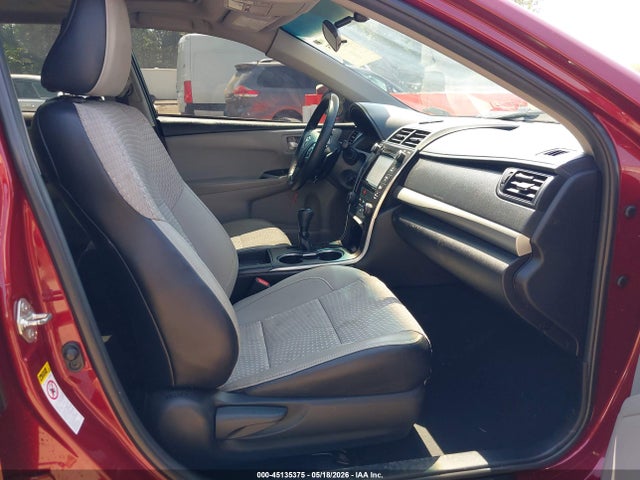 2015 Toyota Camry Se მანქანა იყიდება აუქციონზე, vin: 4T1BF1FK6FU966713, აუქციონის ნომერი: 45135375