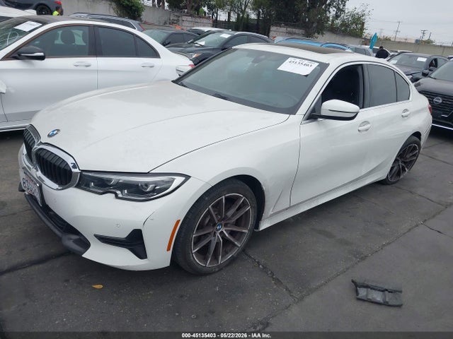 BMW 330I 2019 WBA5R1C57KFH03331 Image 2
