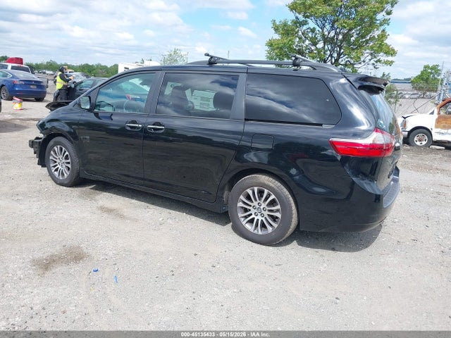 Toyota SIENNA XLE 2020 5TDYZ3DC3LS038886 Image 3