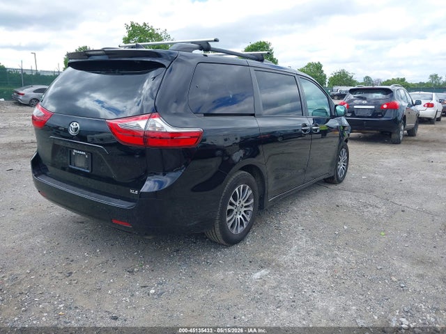 Toyota SIENNA XLE 2020 5TDYZ3DC3LS038886 Image 4