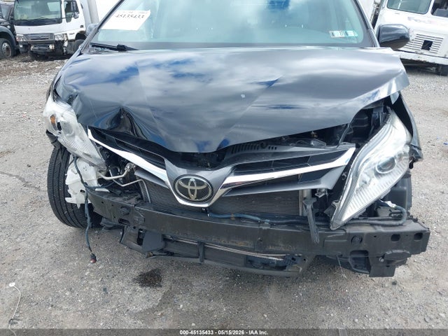 5TDYZ3DC3LS038886 Toyota SIENNA XLE