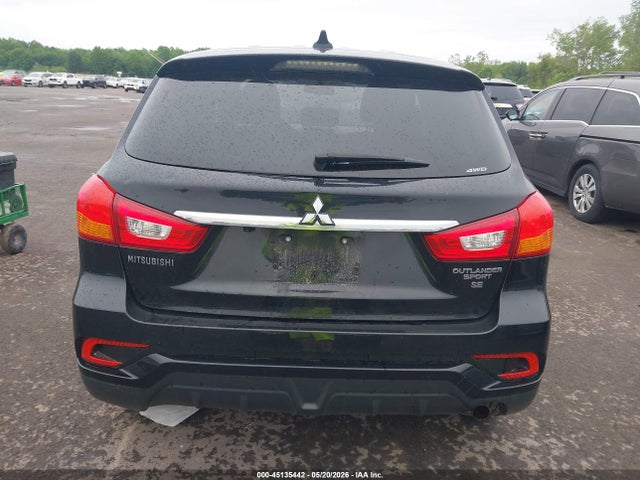45135442 :رقم المزاد ، JA4AR3AW5JU006721 vin ، 2018 Mitsubishi Outlander Sport 2.4 Se مزاد بيع