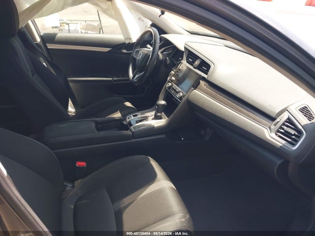 Продажа на аукционе авто 2019 Honda Civic Ex, vin: 19XFC1F30KE217292, номер лота: 45135484