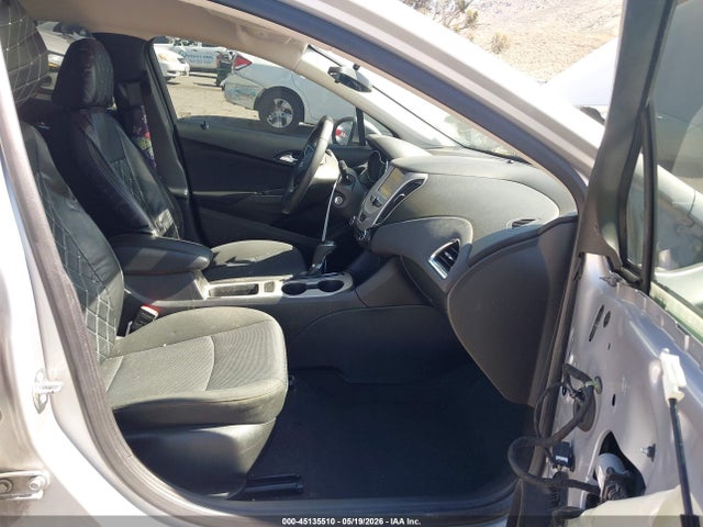 1G1BC5SM2J7100695 Chevrolet Cruze Ls Auto
