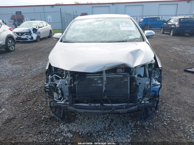 45135536 :رقم المزاد ، JTDKARFP9L3147645 vin ، 2020 Toyota Prius Prime Limited مزاد بيع