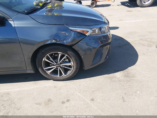 3KPF24AD7PE647610 KIA Forte Lxs