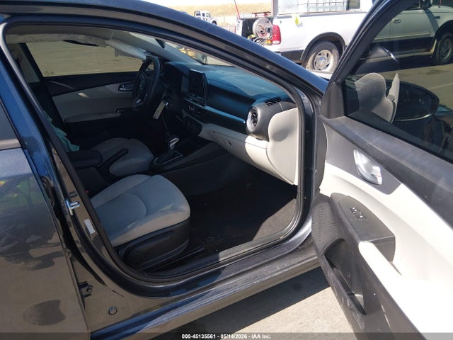 3KPF24AD7PE647610 KIA Forte Lxs