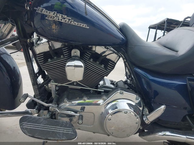 Harley-Davidson Flhx Street Glide 2014 1HD1KBM14EB713880 Image 9