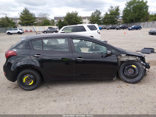 45135636 :رقم المزاد ، KNAFZ5A33G5631132 vin ، 2016 Kia Forte Sx مزاد بيع