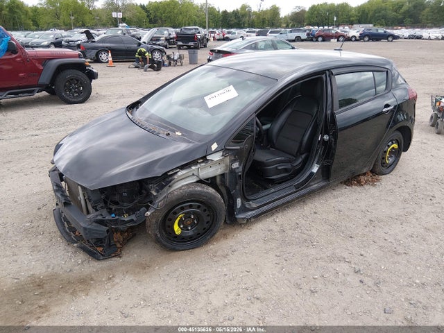 45135636 :رقم المزاد ، KNAFZ5A33G5631132 vin ، 2016 Kia Forte Sx مزاد بيع