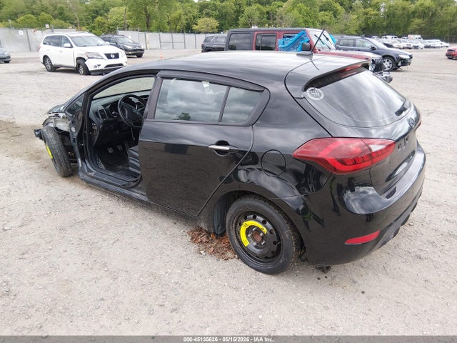 45135636 :رقم المزاد ، KNAFZ5A33G5631132 vin ، 2016 Kia Forte Sx مزاد بيع