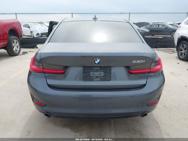45135646 :رقم المزاد ، 3MW5R1J02M8C07191 vin ، 2021 Bmw 3 Series 330i مزاد بيع