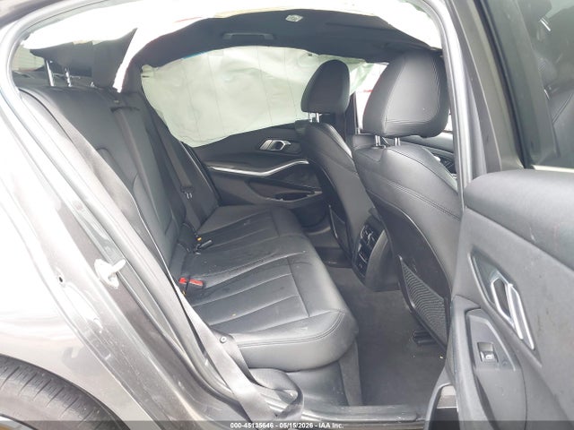 45135646 :رقم المزاد ، 3MW5R1J02M8C07191 vin ، 2021 Bmw 3 Series 330i مزاد بيع