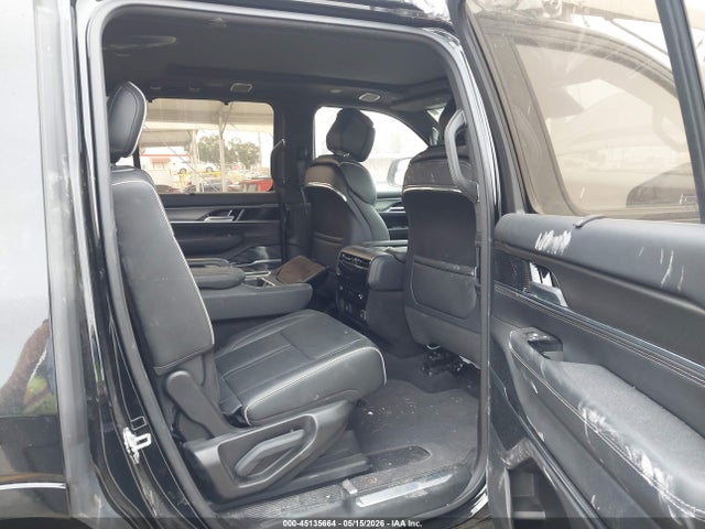 2023 Jeep Grand Wagoneer Obsidian 4x4 მანქანა იყიდება აუქციონზე, vin: 1C4SJVFJ5PS541174, აუქციონის ნომერი: 45135664