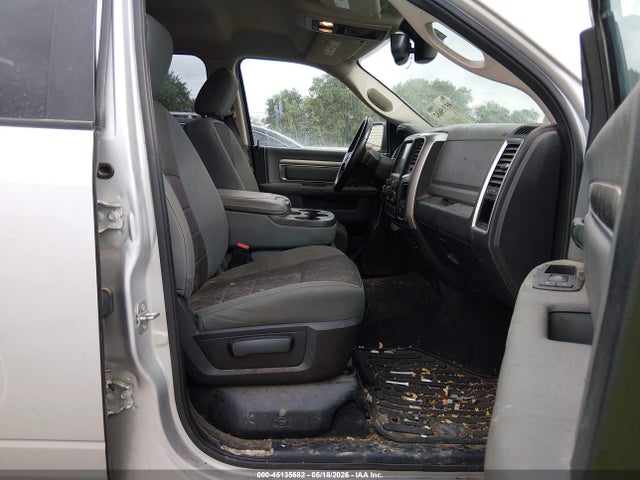 45135682 :رقم المزاد ، 1C6RR7LT0FS788200 vin ، 2015 Ram 1500 Lone Star مزاد بيع