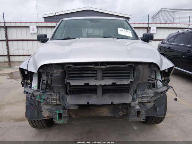 45135682 :رقم المزاد ، 1C6RR7LT0FS788200 vin ، 2015 Ram 1500 Lone Star مزاد بيع