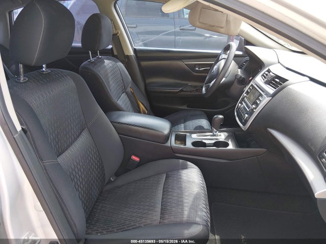 Продажа на аукционе авто 2016 Nissan Altima 2.5/2.5 S/2.5 Sl/2.5 Sr/2.5 Sv, vin: 1N4AL3AP0GN350966, номер лота: 45135693
