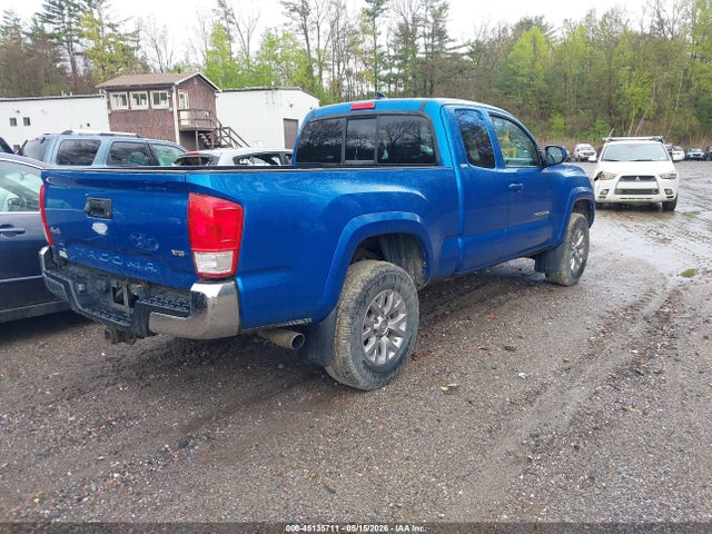 45135711 :رقم المزاد ، 5TFSZ5AN7HX108589 vin ، 2017 Toyota Tacoma Sr5 V6 مزاد بيع