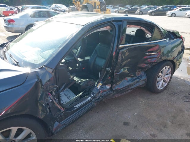 Продажа на аукционе авто 2014 Chevrolet Malibu 1lz, vin: 1G11H5SL8EF194310, номер лота: 45135719