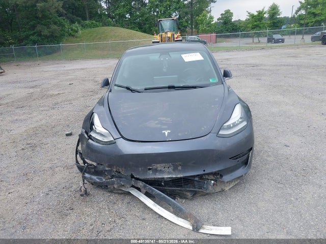 45135747 :رقم المزاد ، 5YJ3E1EBXKF209975 vin ، 2019 Tesla Model 3 Long Range/performance مزاد بيع