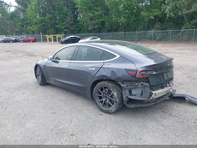 45135747 :رقم المزاد ، 5YJ3E1EBXKF209975 vin ، 2019 Tesla Model 3 Long Range/performance مزاد بيع